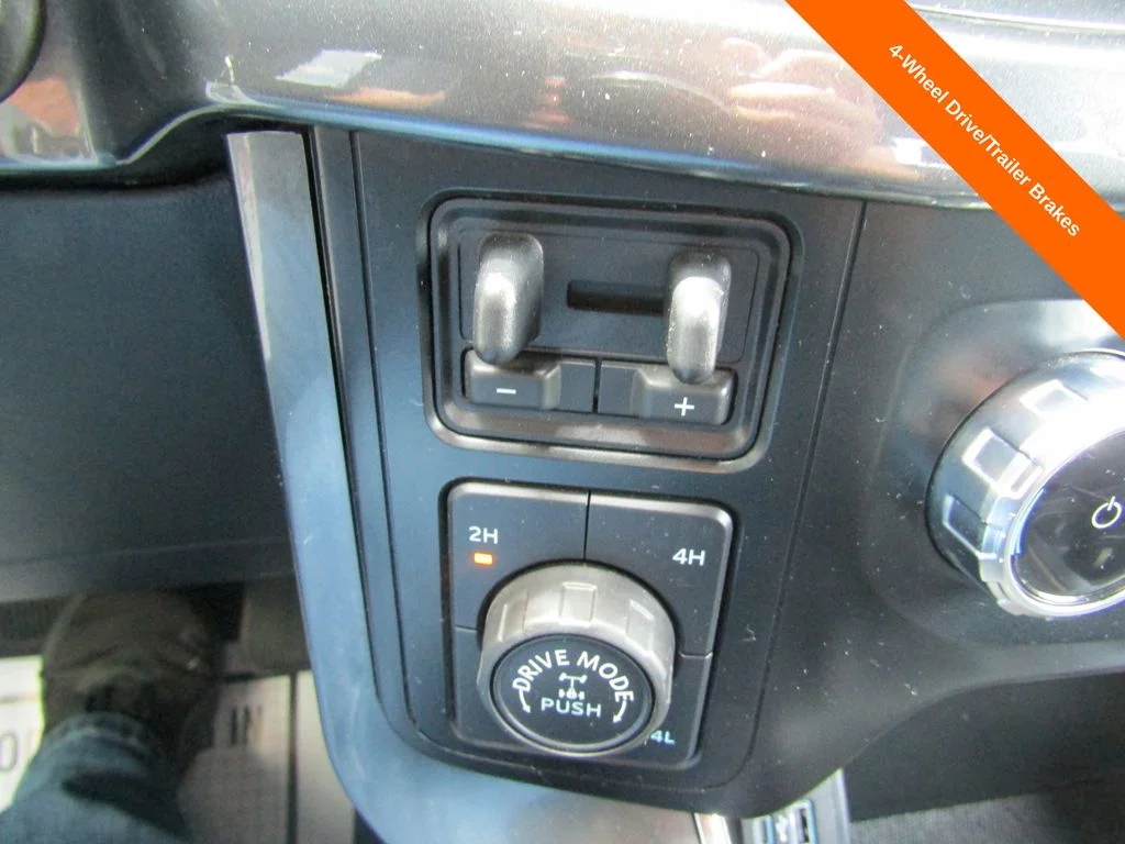 Used 2023 White Ford XLT image 16