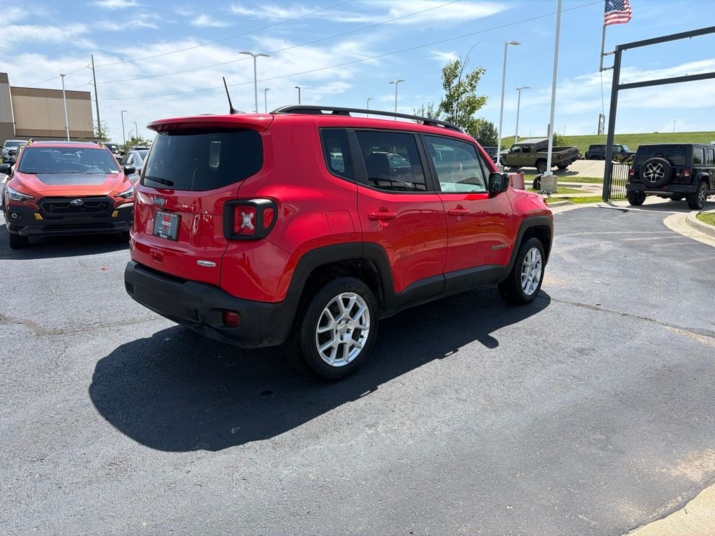 Used 2020 Red Jeep Latitude image 7
