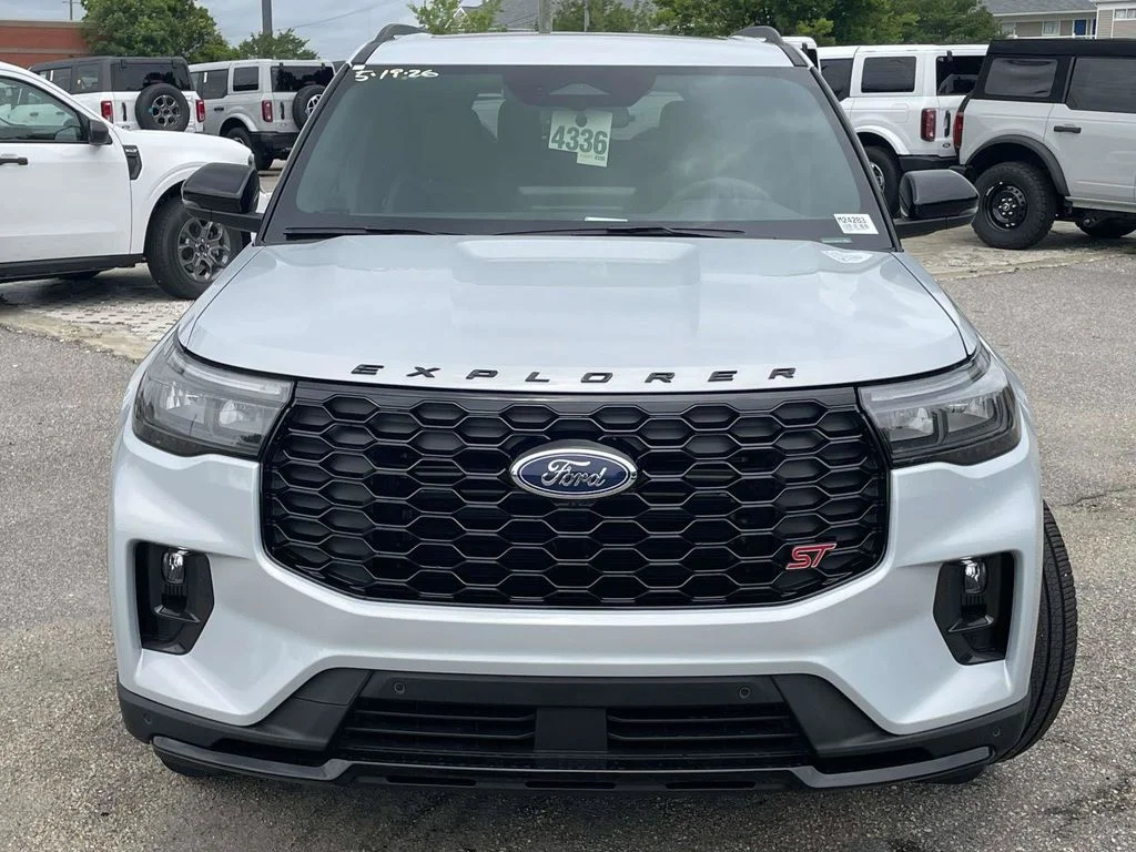 New 2026 Space White Metallic Ford ST image 8