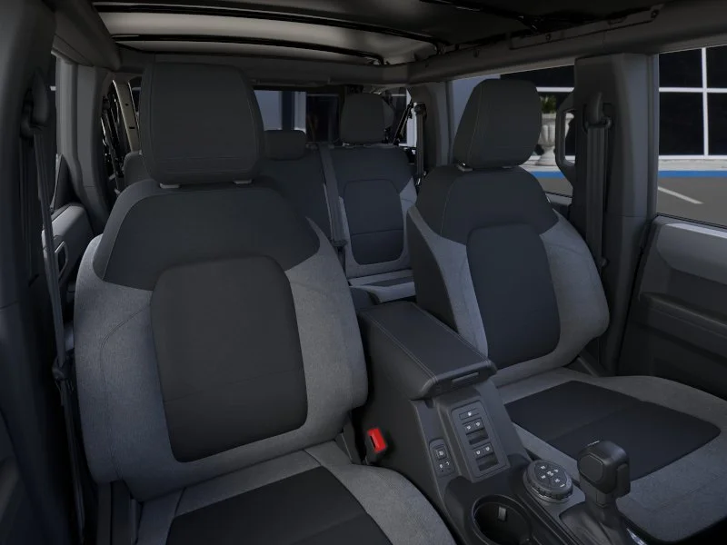 2025 Ford Bronco 4-Door Base - Photo 41