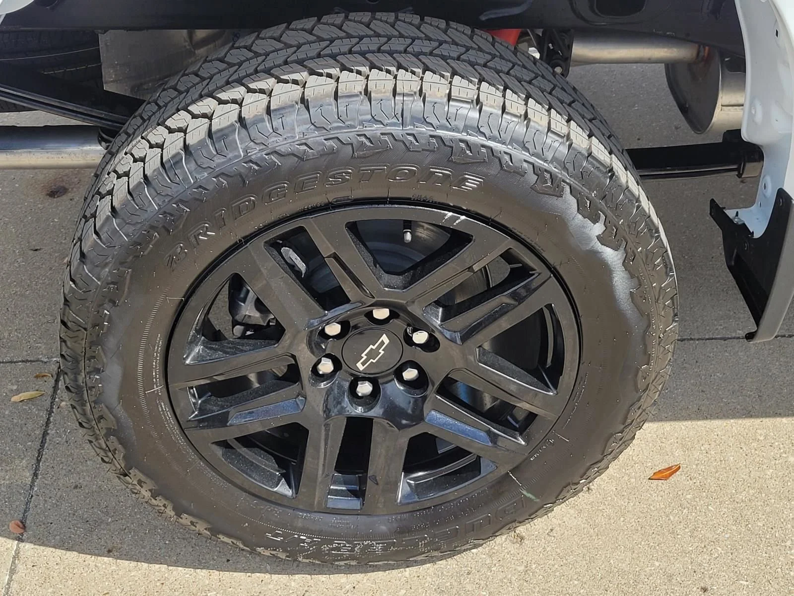 New 2026 Summit White Chevrolet LT Trail Boss image 5