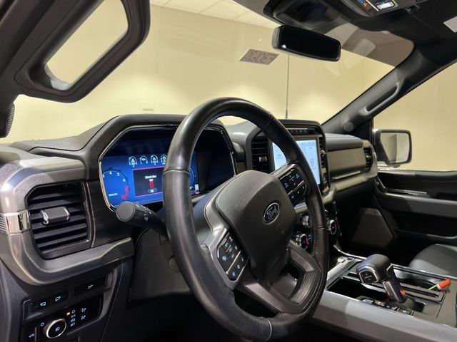 Used 2024 White Ford Lariat image 9