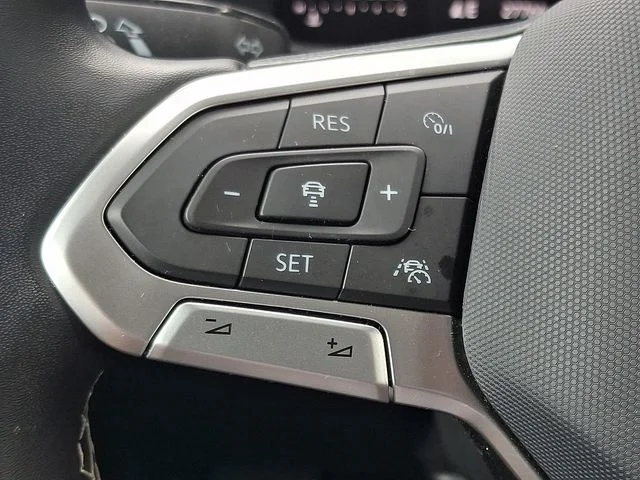 Certified Used 2023 Gray Volkswagen 1.5T SE image 20