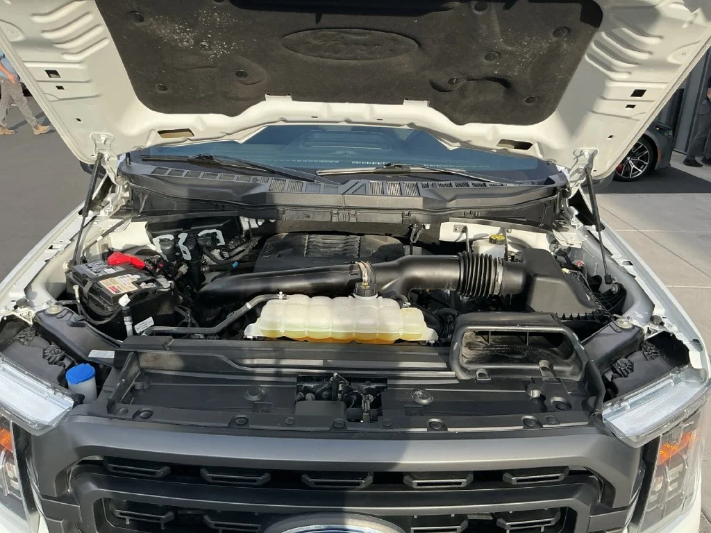 Used 2023 White Ford XLT image 24