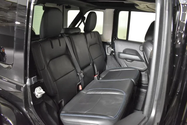 Used 2024 Black Jeep High Altitude 4xe image 33
