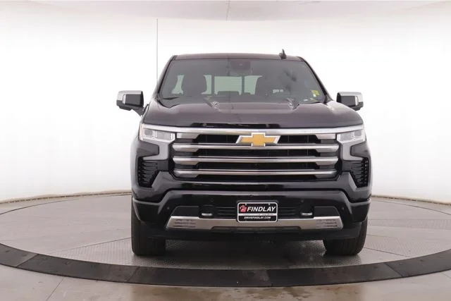 Used 2024 Black Chevrolet High Country image 12