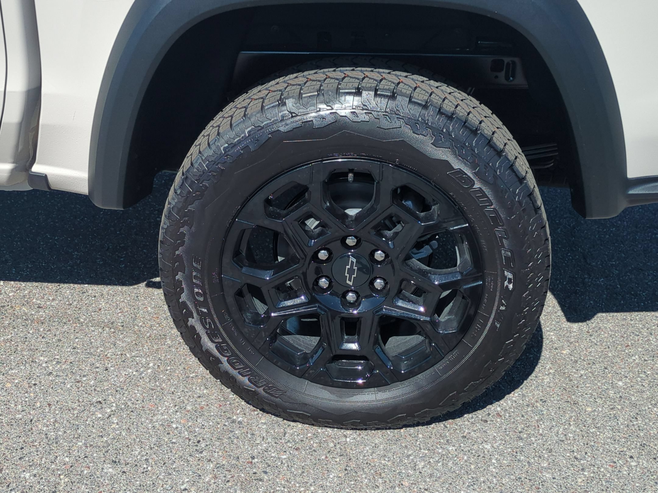 2026 Chevrolet Colorado Trail Boss - Photo 9