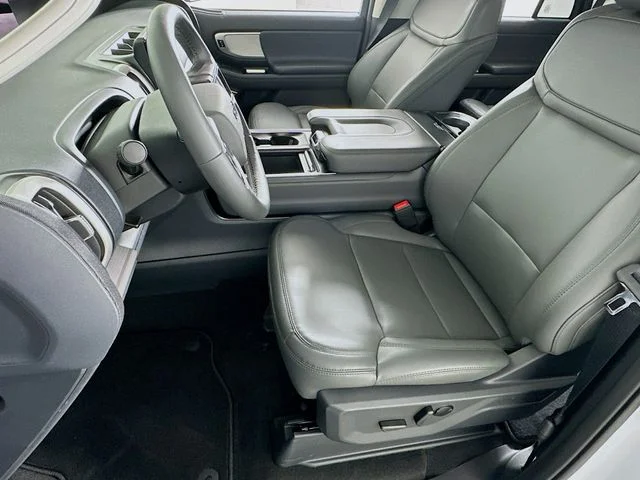 New 2026 Ford Expedition Active