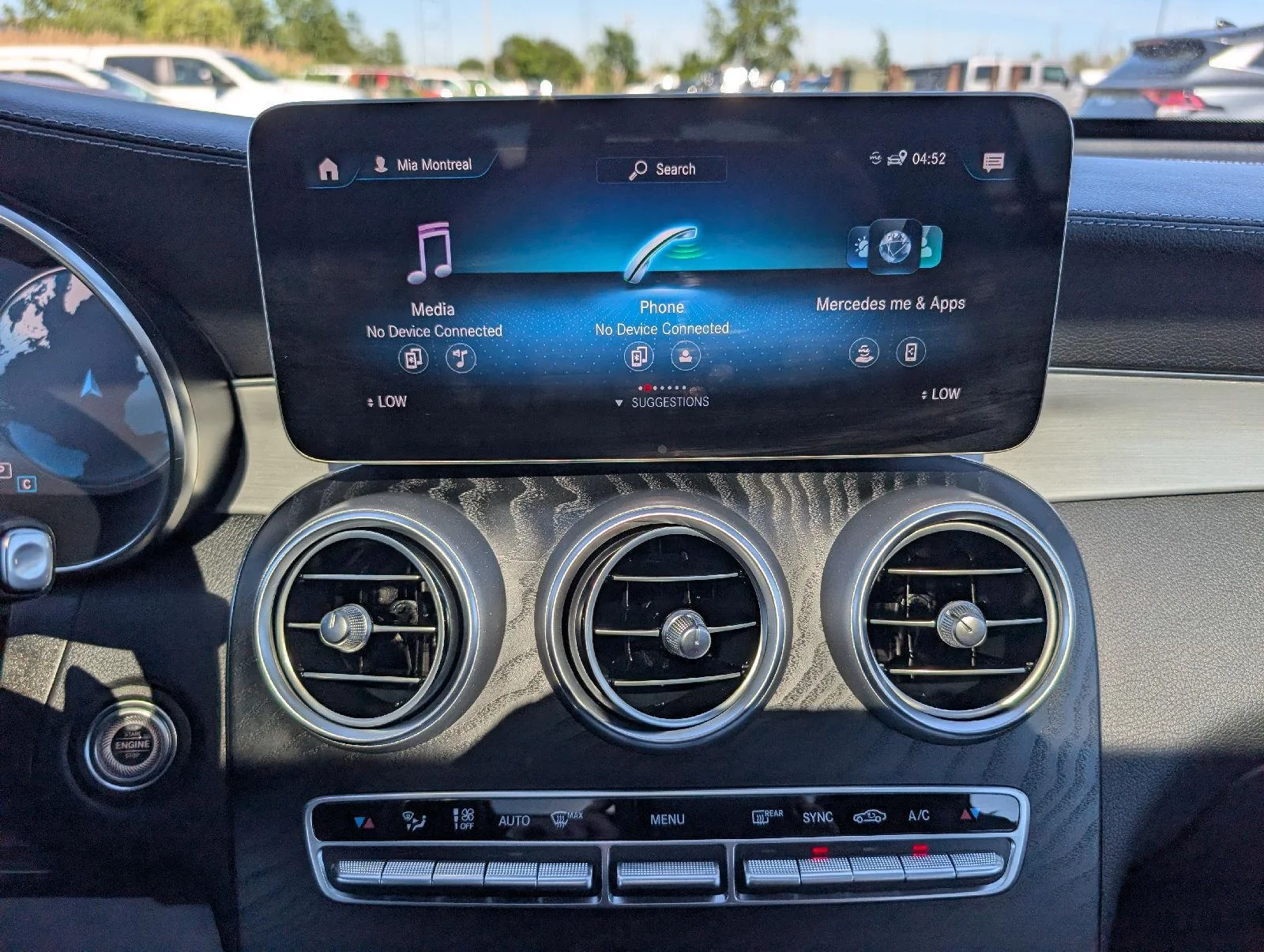 Used 2023  Mercedes-Benz GLC 300 image 15