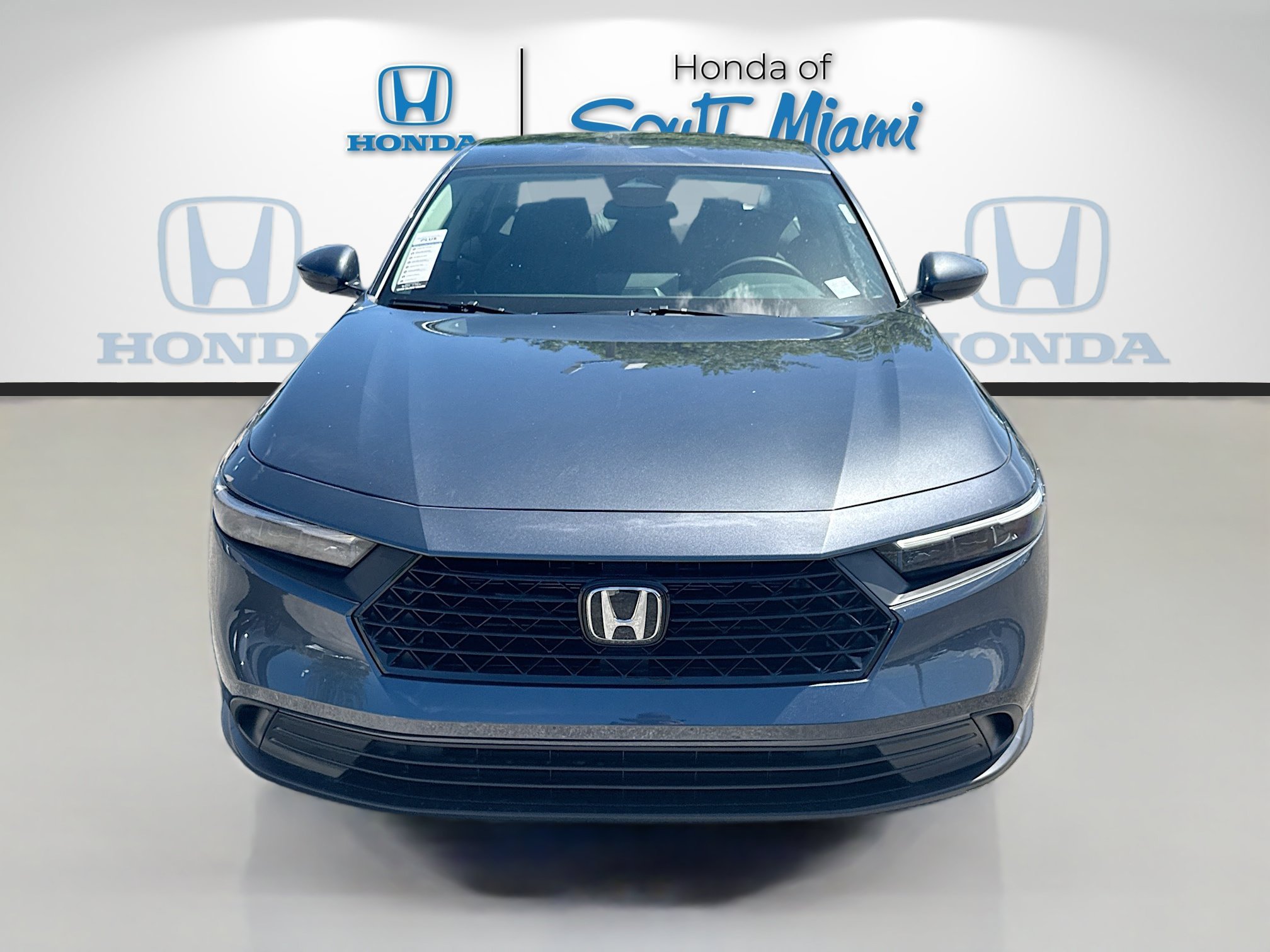 New 2026 Meteorite Gray Metallic Honda LX image 2