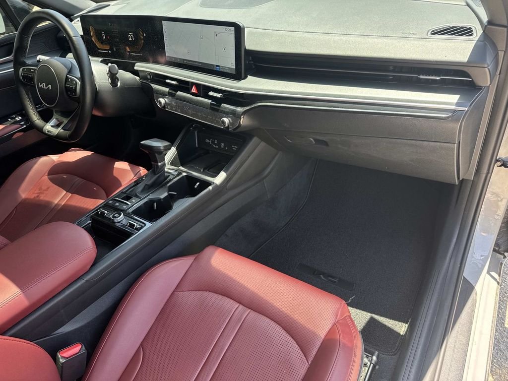 Used 2025 Gray Kia GT-Line image 18