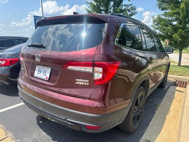 Used 2022 Red Honda Special Edition image 4