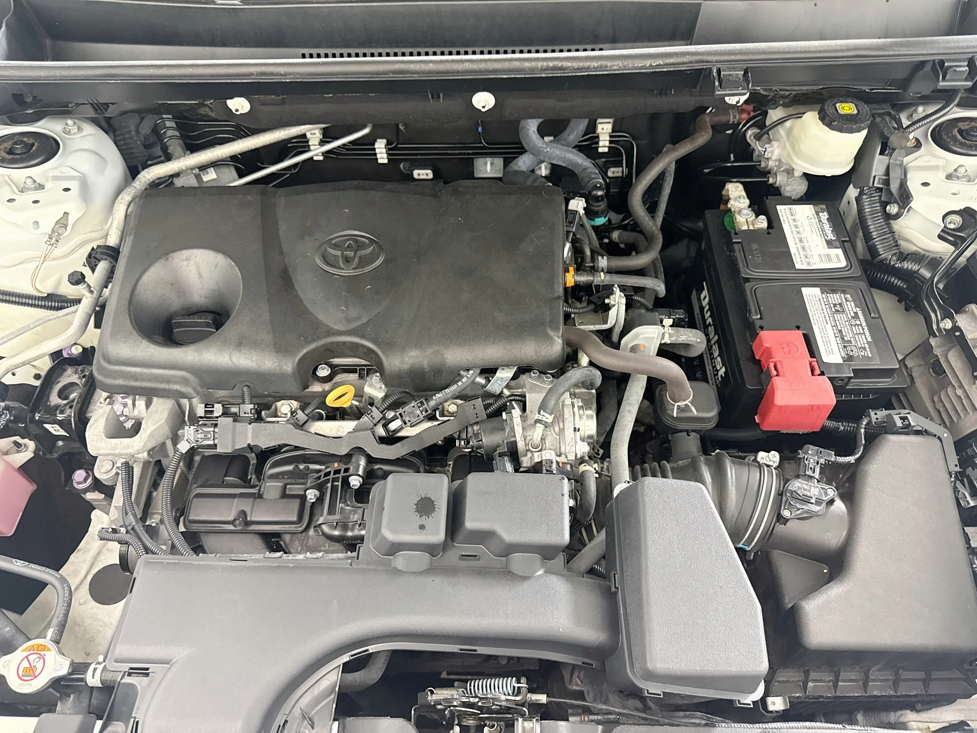 Certified Used 2022 White Toyota LE image 27