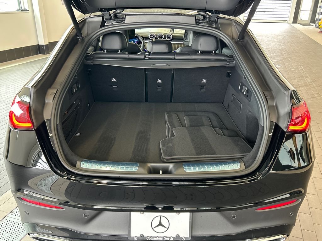 New 2027 Black Mercedes-Benz GLC 300 image 7