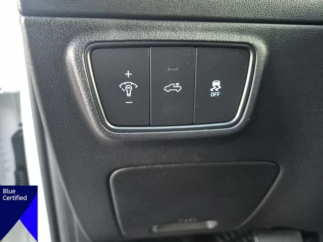 Used 2024 White Hyundai Limited image 17