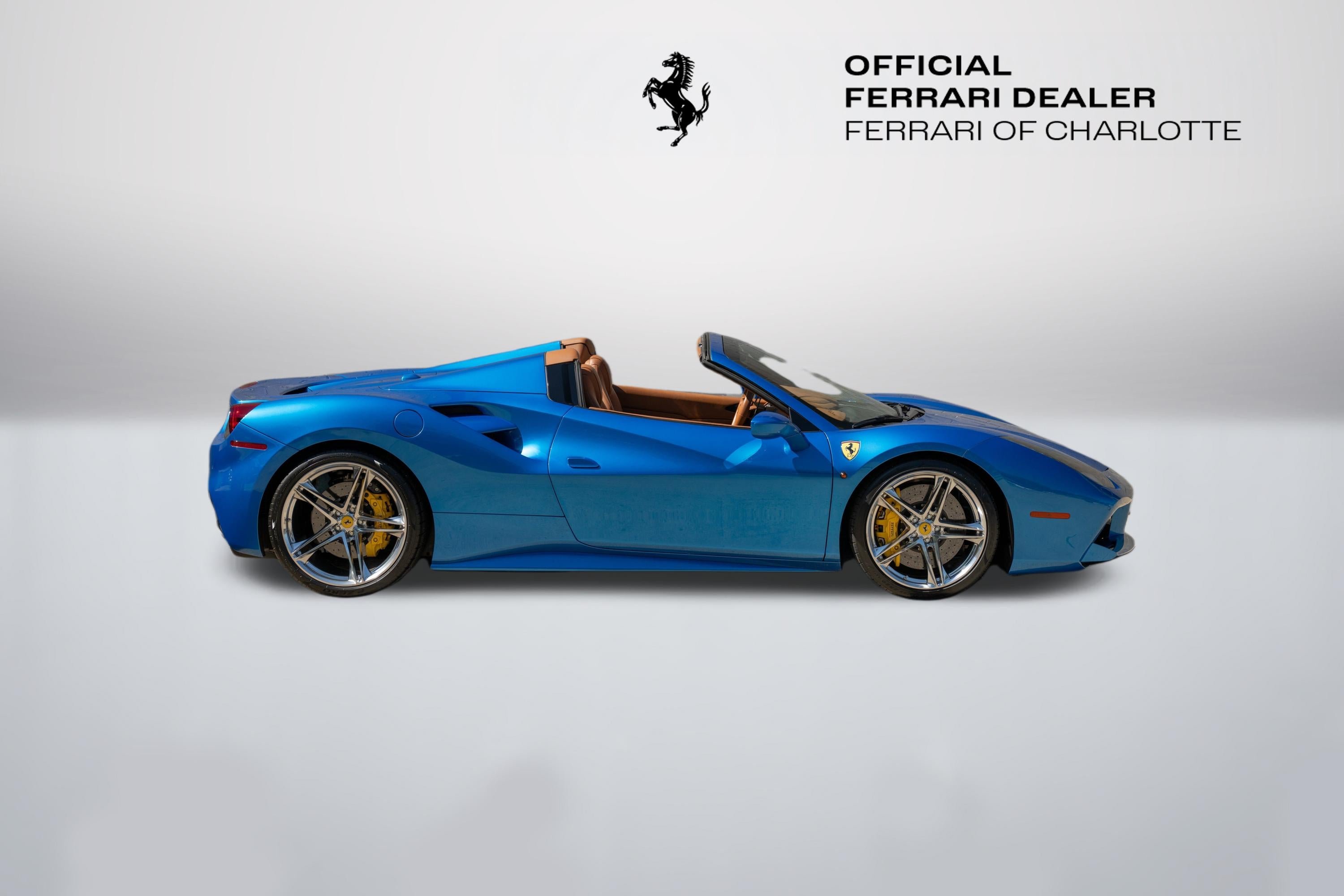 Used 2016 Blu Corsa Ferrari  image 7