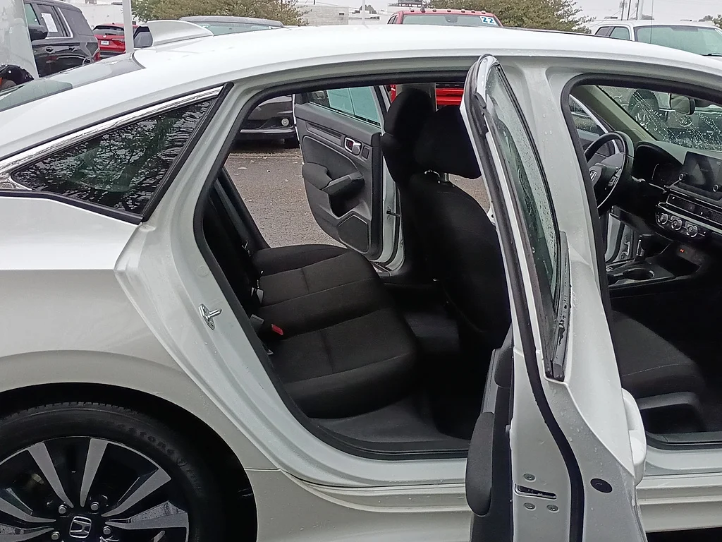 Certified Used 2022 WHITE Honda EX image 15