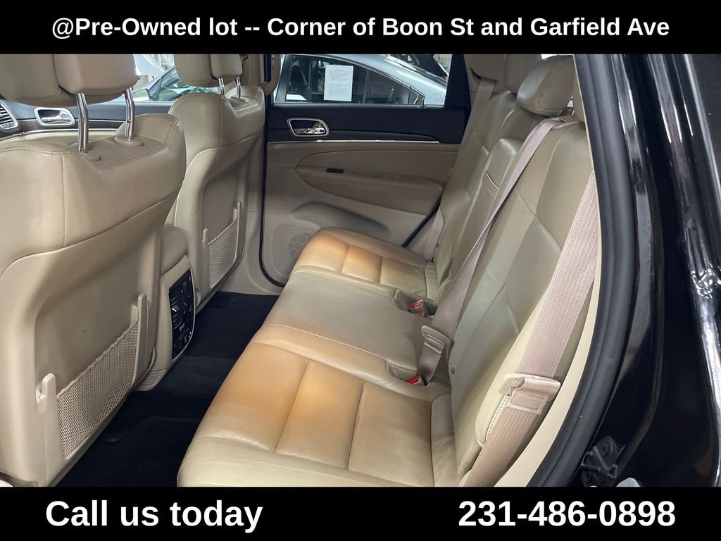 Used 2018 Black Jeep Limited image 27