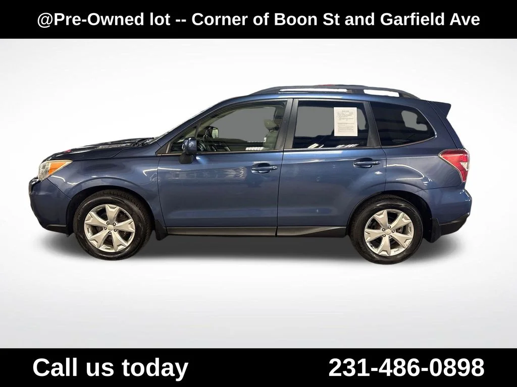 Used 2014 Blue Subaru 2.5i Limited image 2