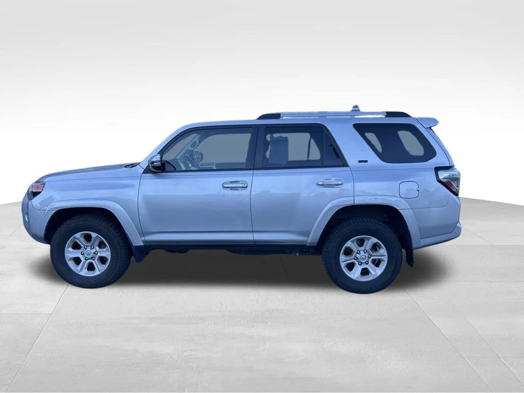 Used 2022 Silver Toyota SR5 Premium image 2
