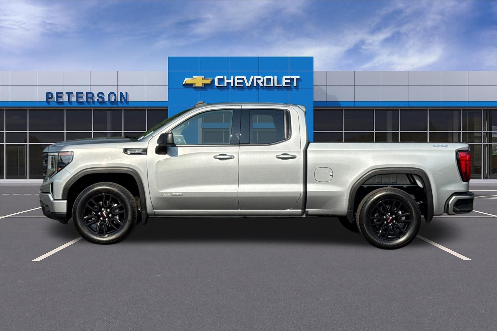 Used 2024 Silver GMC Elevation image 7