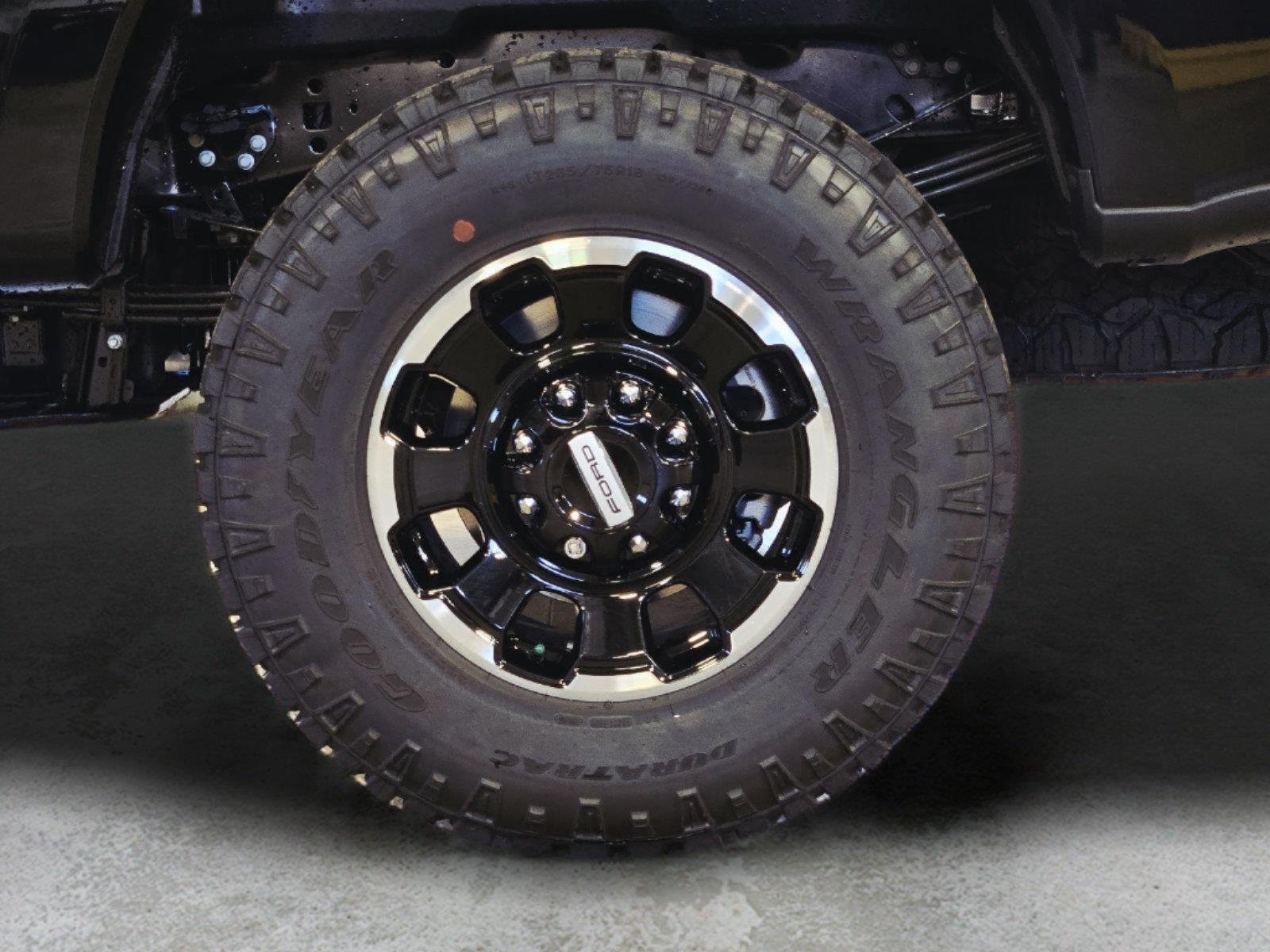 New 2026 Agate Black Metallic Ford F-250® Lariat® image 12