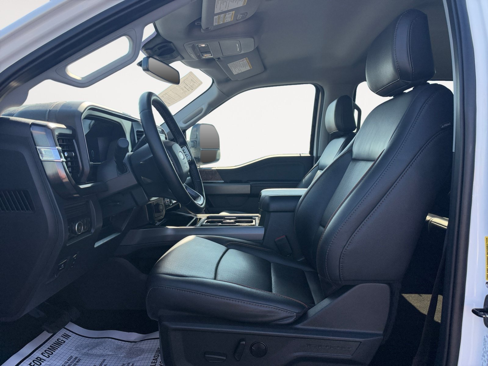 Used 2026 Oxford White Ford LARIAT image 16