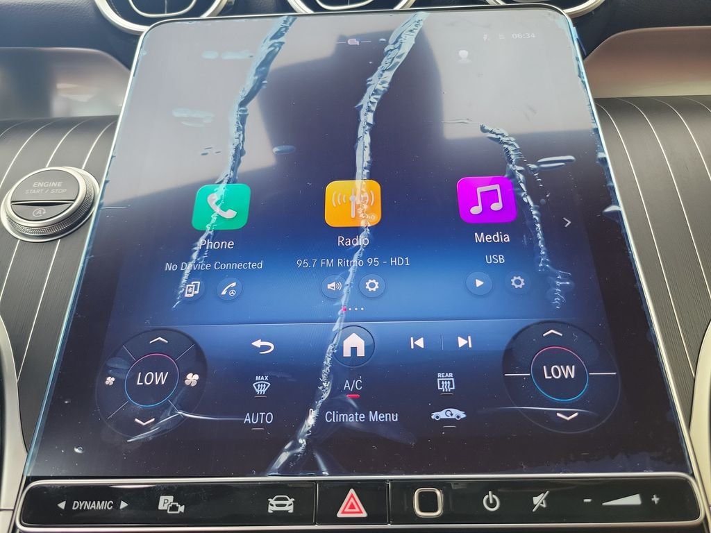 New 2026 Black Mercedes-Benz GLC 300 image 15
