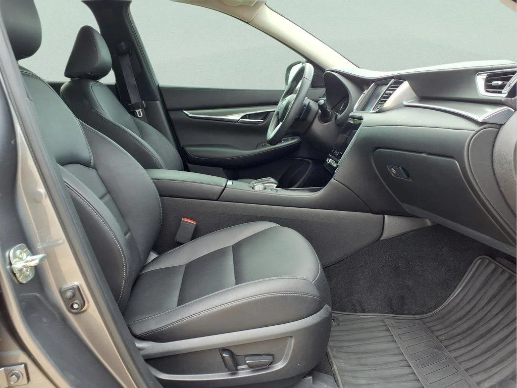 Used 2024 Graphite Shadow INFINITI PURE image 13