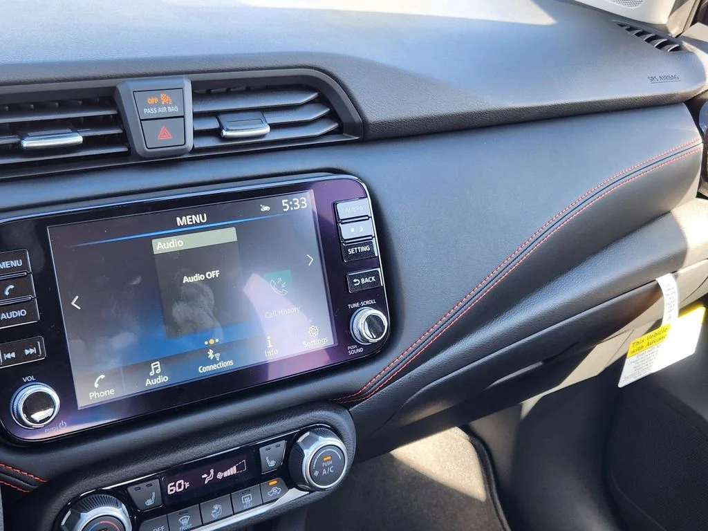 2025 Nissan Versa Sedan SR - Photo 20