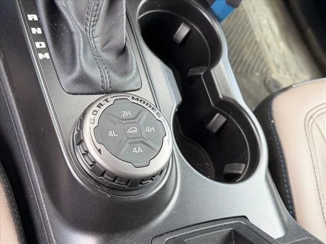 Used 2023 Gray Ford Wildtrak image 28