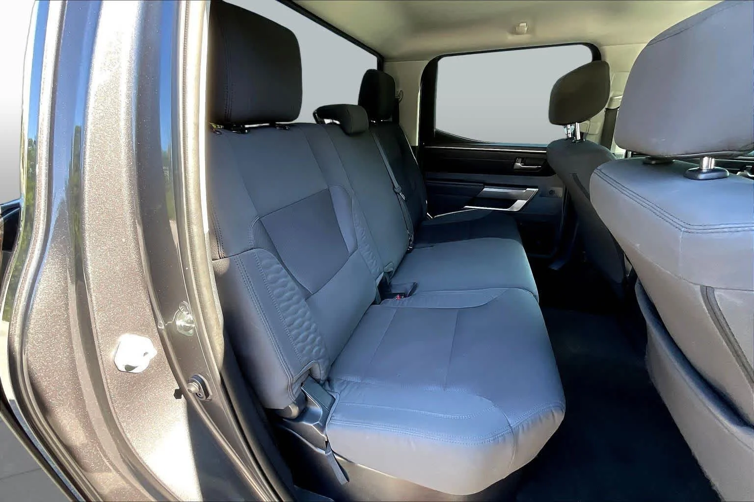 Used 2022 Magnetic Gray Metallic Toyota SR5 image 20