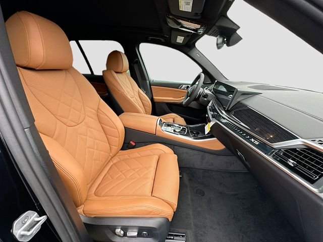 New 2026 Black BMW sDrive40i image 22