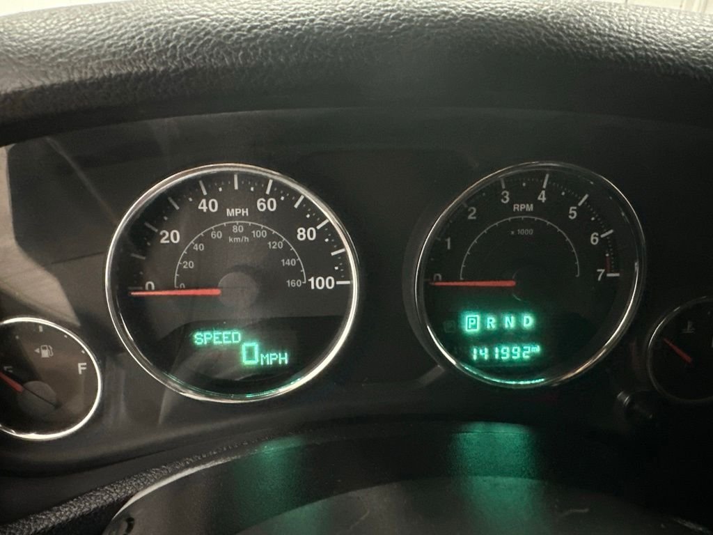 Used 2015 Silver Jeep Sport image 13