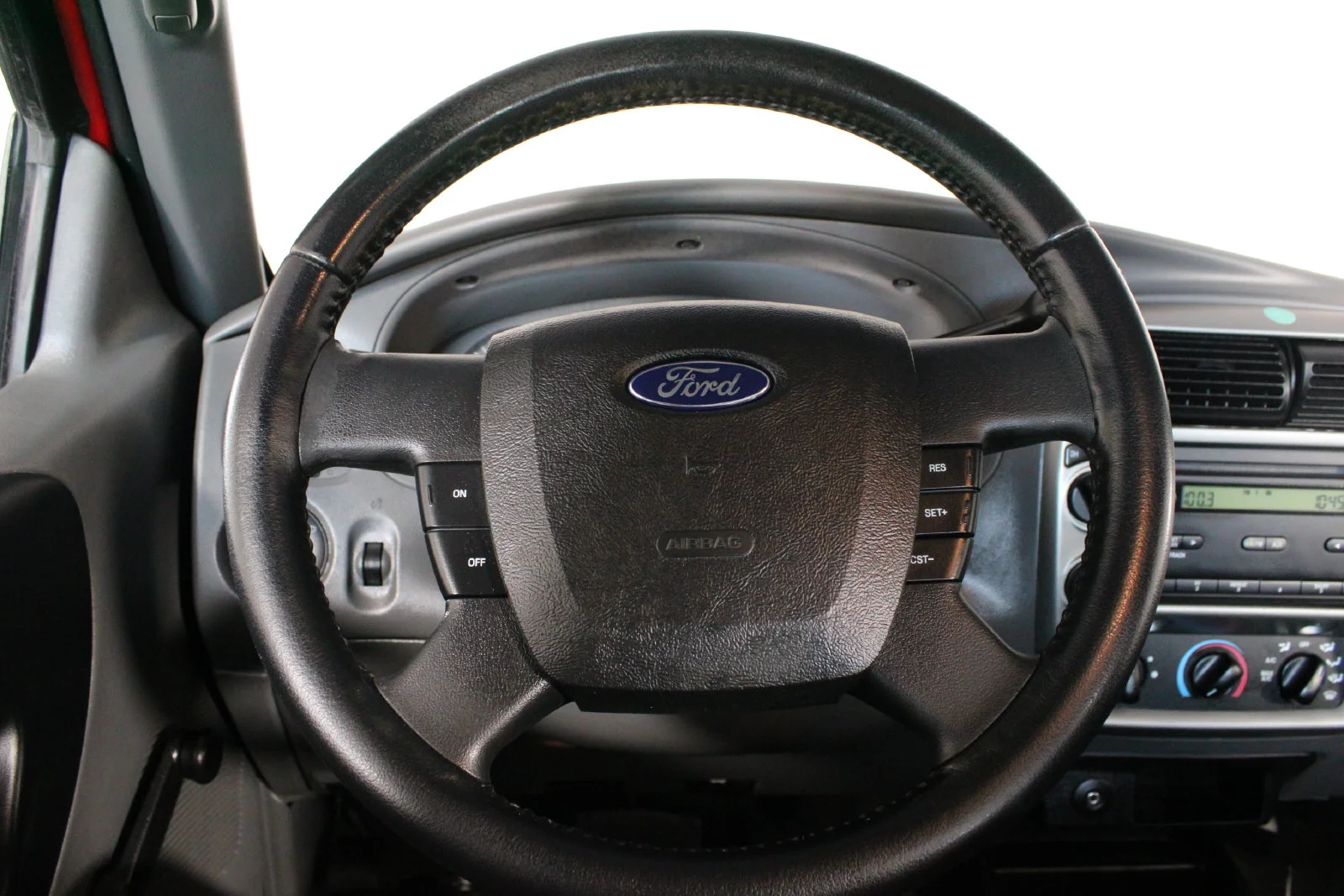 Used 2008 Red Ford XLT image 17