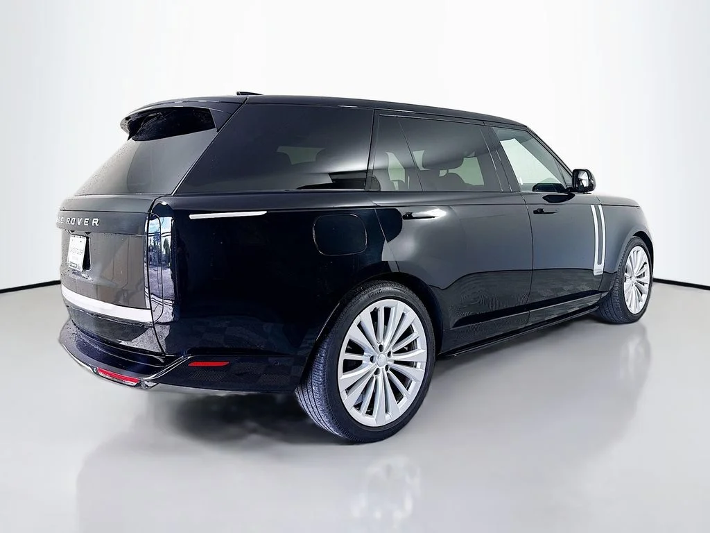 Certified Used 2025 Black Land Rover Autobiography image 5