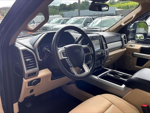 Used 2020 Blue Ford Lariat image 14