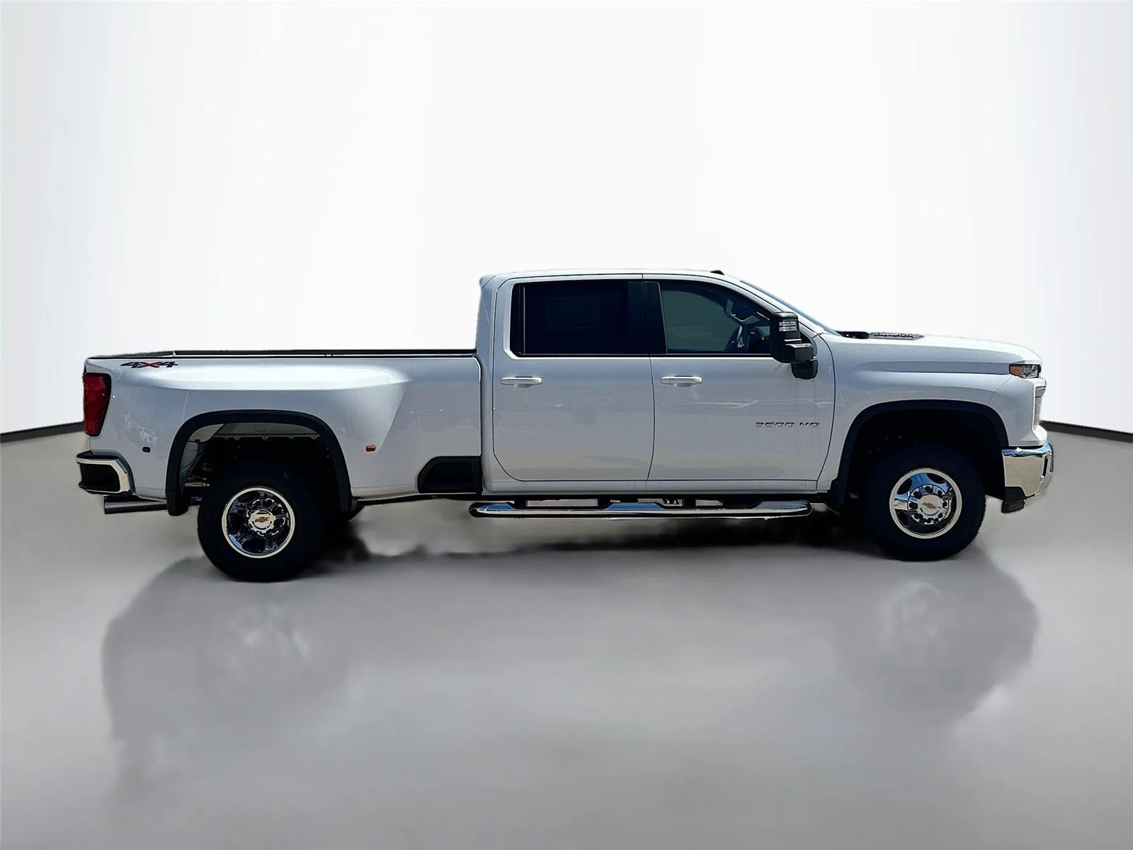 2026 Chevrolet Silverado 3500 HD LT - Photo 17