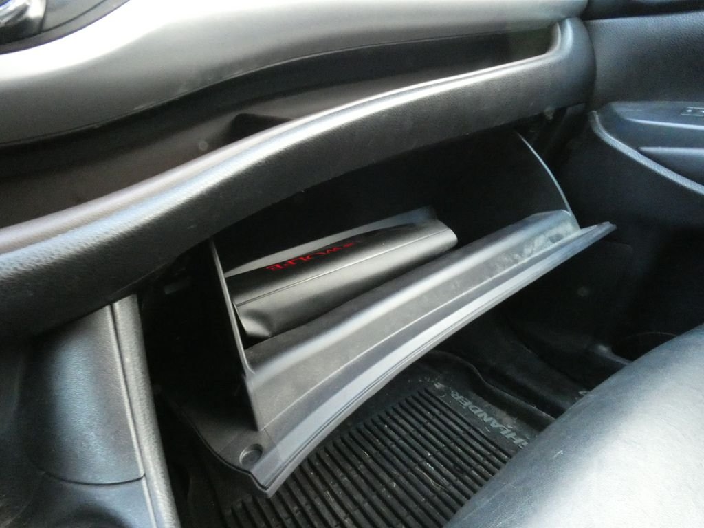Used 2019 Gray Toyota XLE image 28