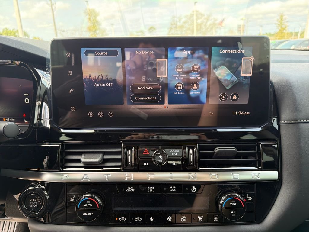 New 2026 Nissan Pathfinder SL 4D Sport Utility