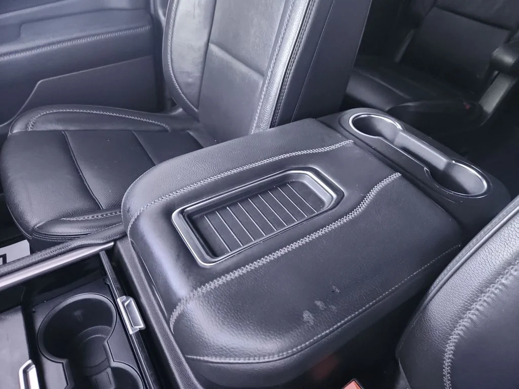 Used 2022 Green GMC Denali image 20