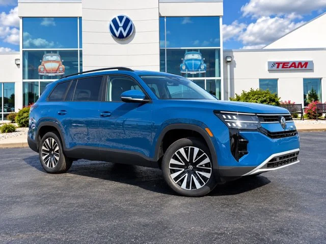 2027 Volkswagen Atlas 2.0T SE w/ Technology