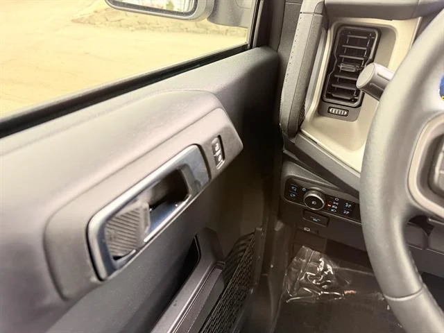 Used 2025 Desert Sand Ford Outer Banks image 20