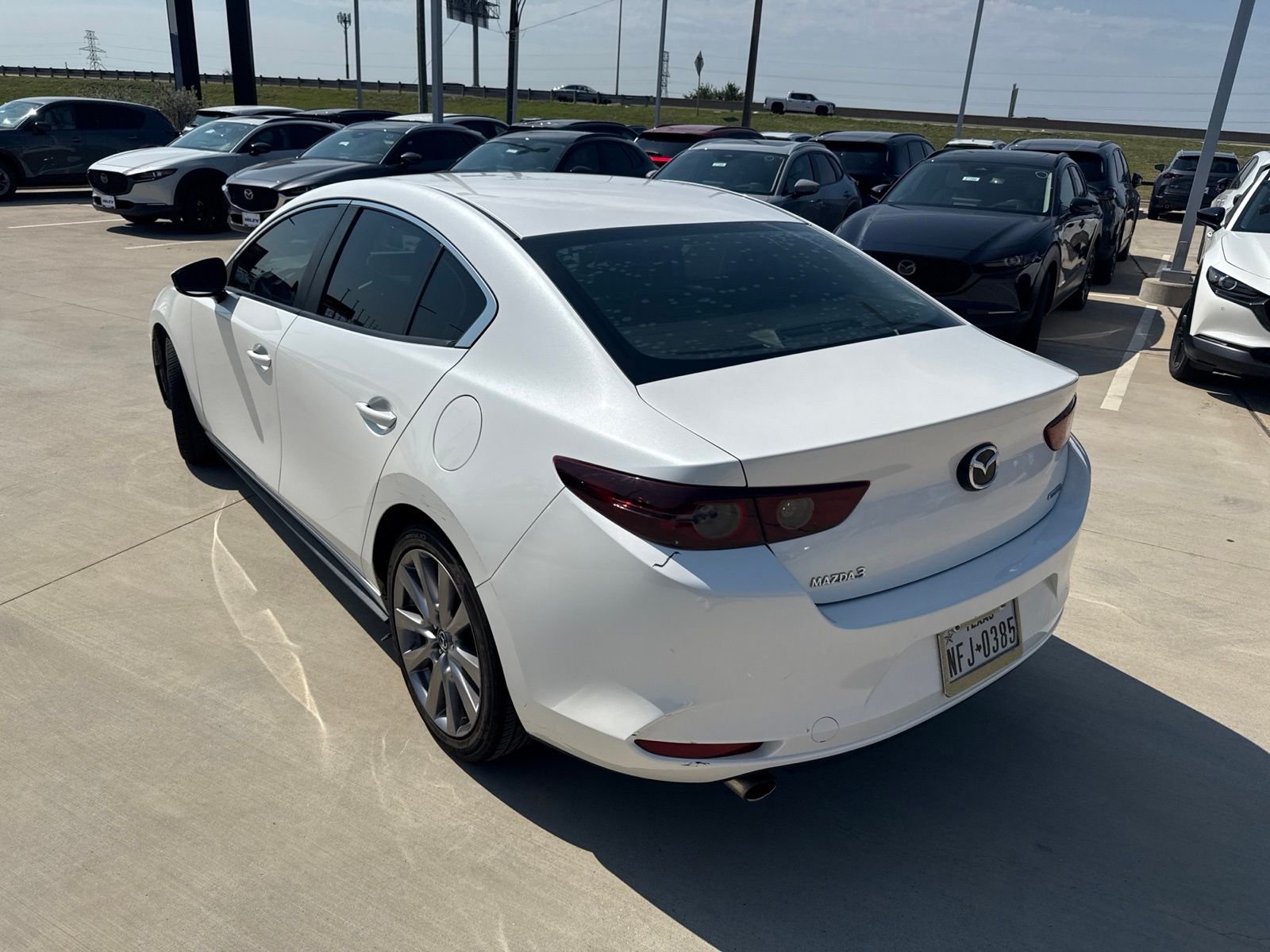 Used 2020 Snowflake White Pearl Mica Mazda Select image 7