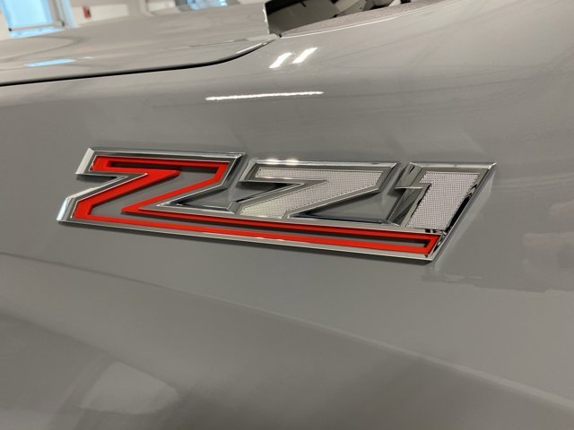 Used 2024 Slate Gray Metallic Chevrolet LT image 30