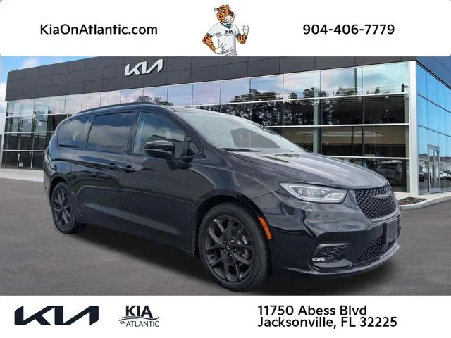 2025 Chrysler Pacifica