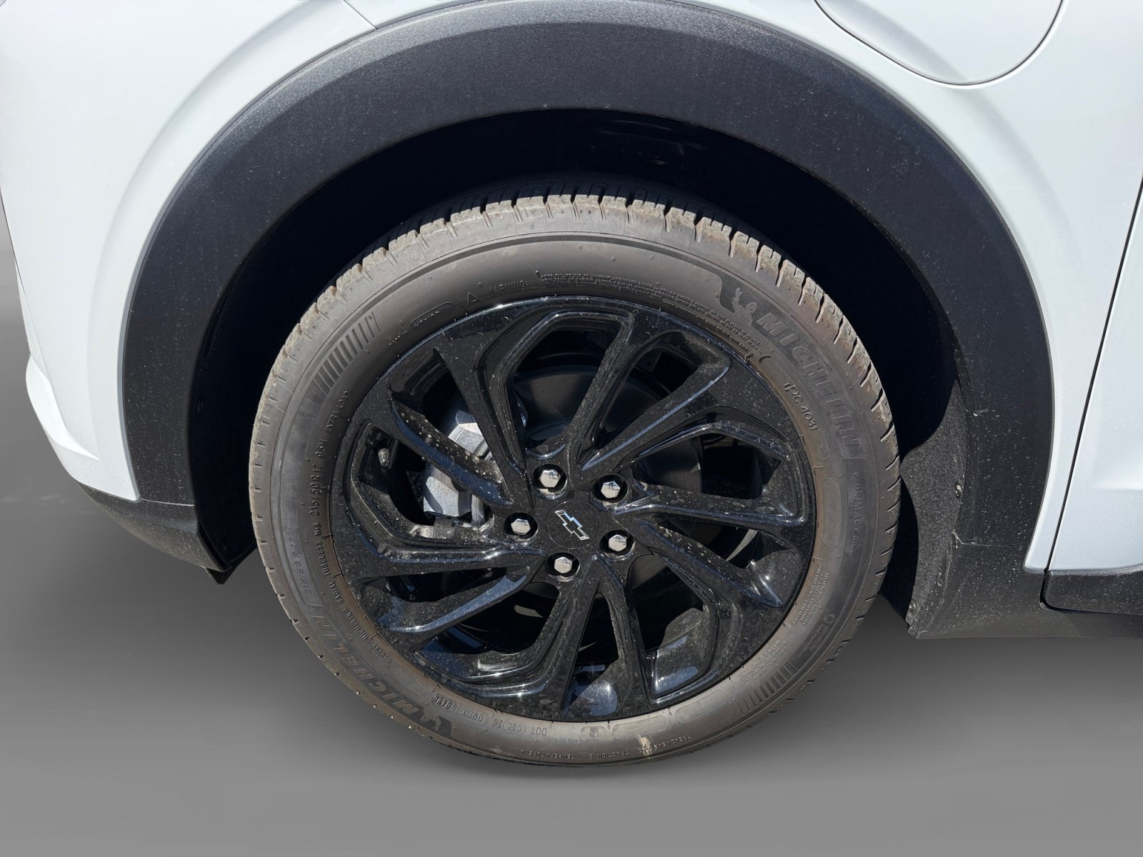New 2027 Summit White Chevrolet RS image 9