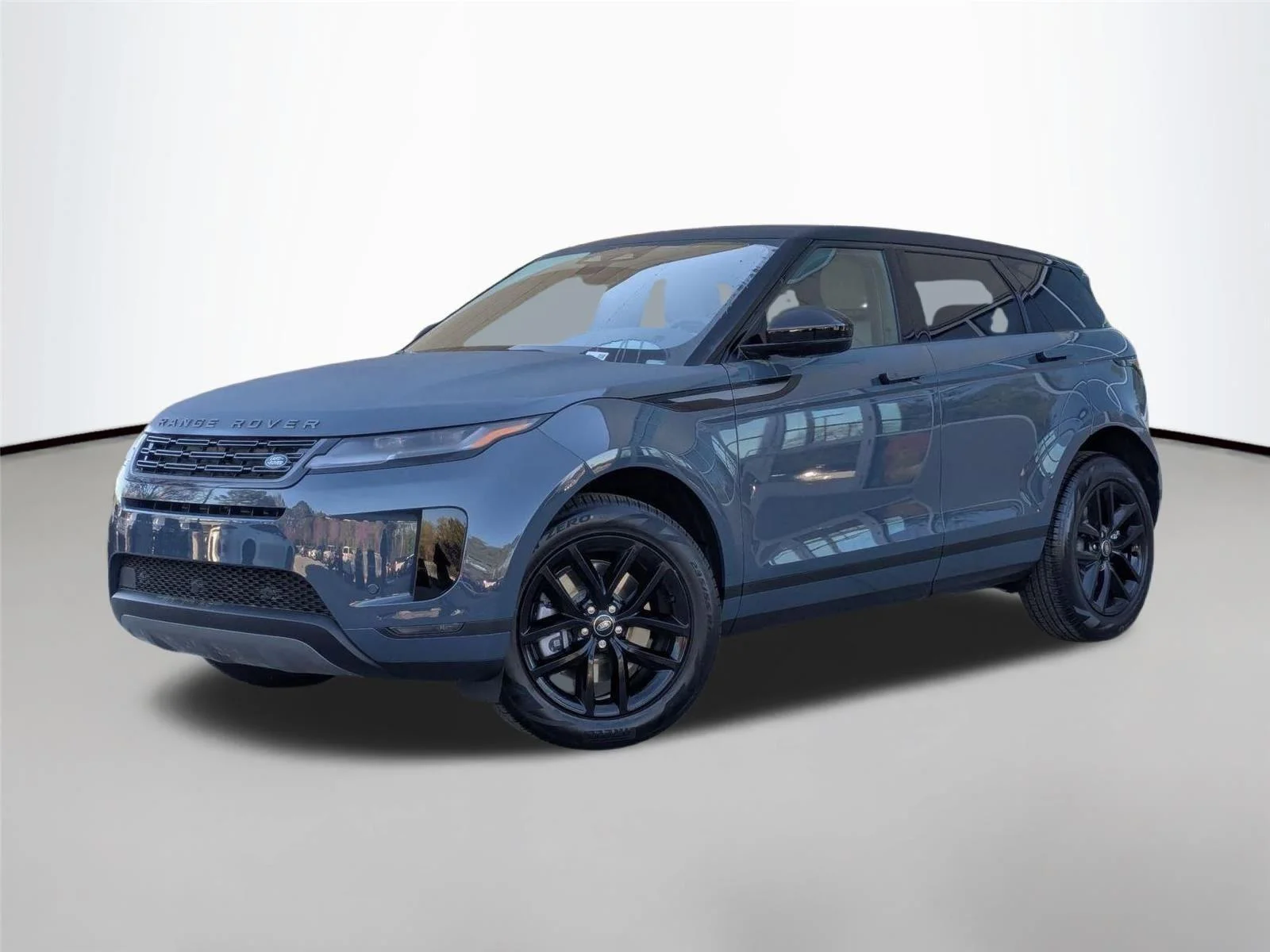 2026 Land Rover Range Rover Evoque S's photo