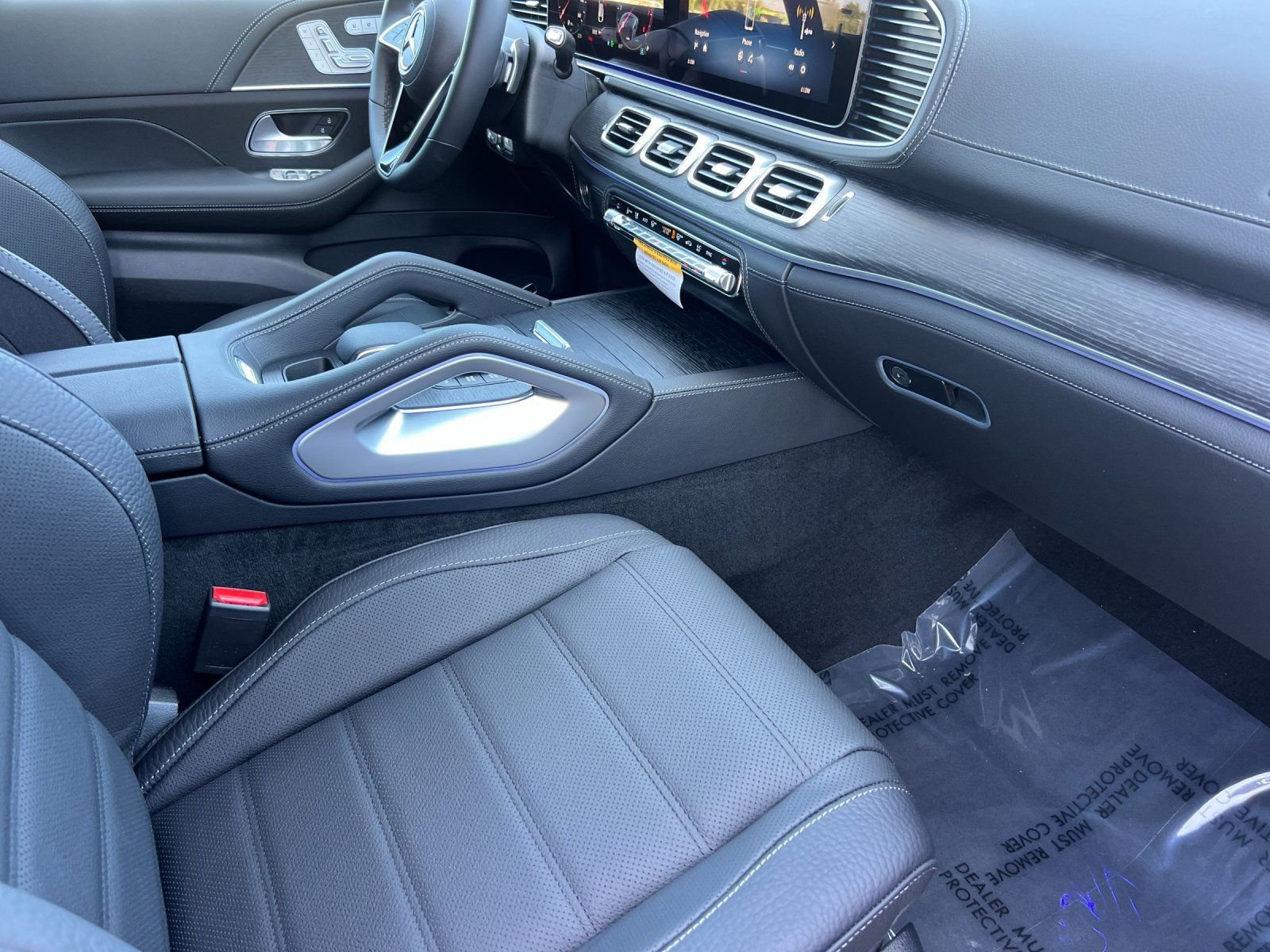 New 2026 MANUFAKTUR Alpine Grey Mercedes-Benz 450 Coupe image 19