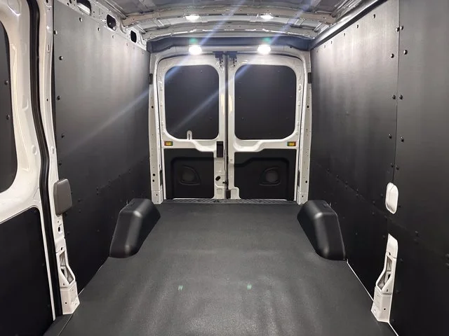 New 2026 White Ford Base image 18